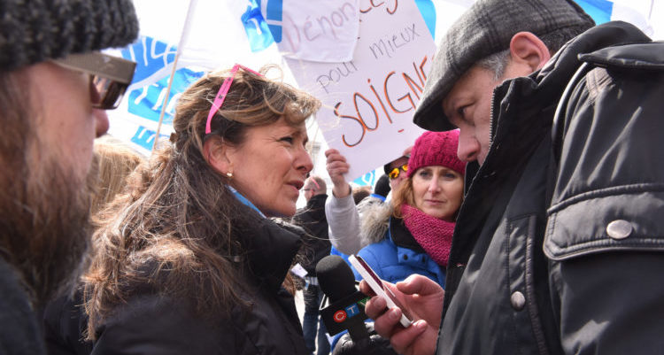 En pleine crise sur les conditions de travail des professionnelles en soins, des directions d’établissements se paient le luxe de ne pas prendre au sérieux l’urgence de la situation